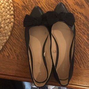Express black flats with bow